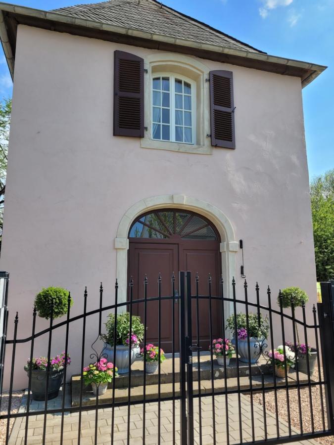 Villa Marien Turm Saarlouis Exterior foto